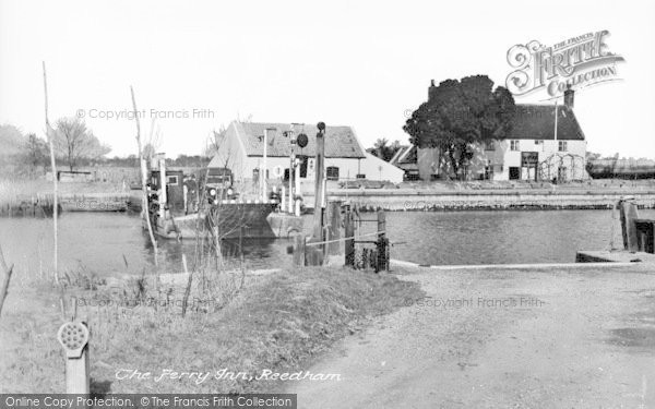 Photo of Reedham, The Ferry Inn c.1935
