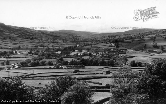 Photo of Reeth, From Fremington c.1960