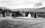 Green And Memorial c.1965, Reeth