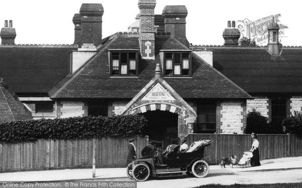 Photo of Reigate, And Redhill Hospital Entrance 1908