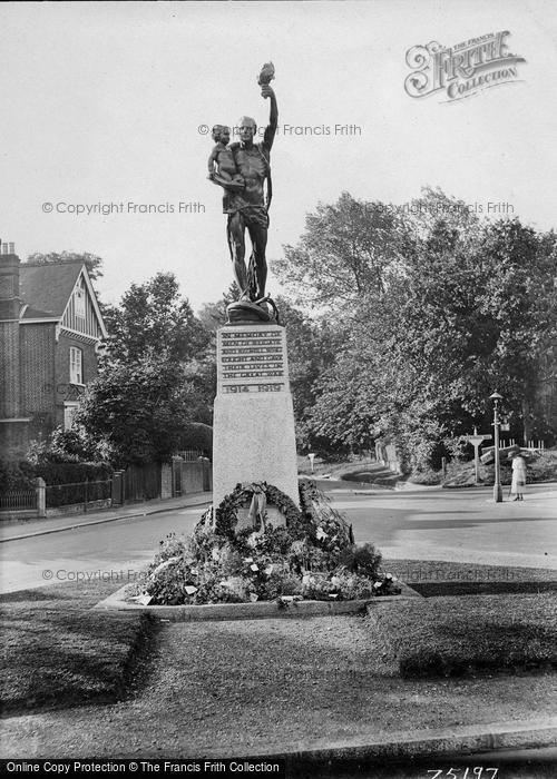 Photo of Reigate, And Redhill War Memorial 1924