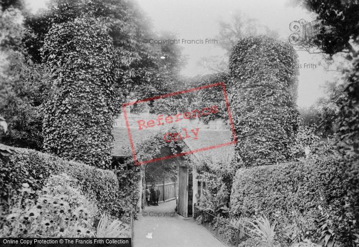 Photo of Reigate, Castle Gateway 1909