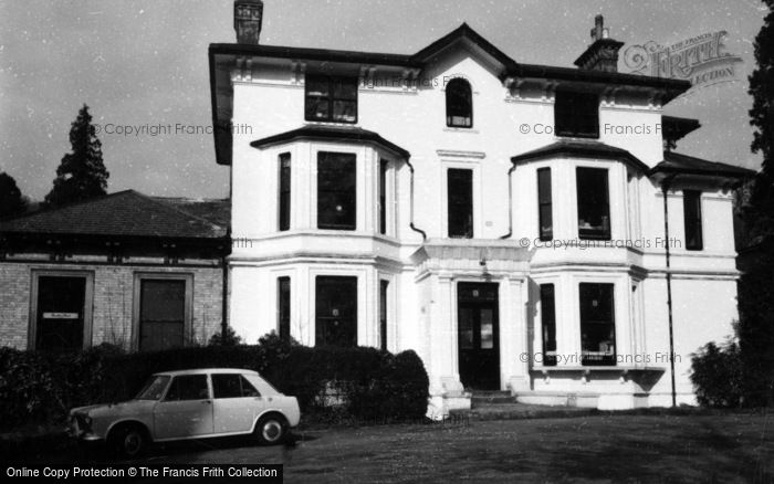 Photo of Reigate, Cravenhurst, Raglan Road c.1970