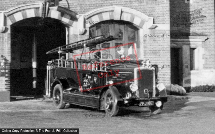 Photo of Reigate, Fire Engine c.1955