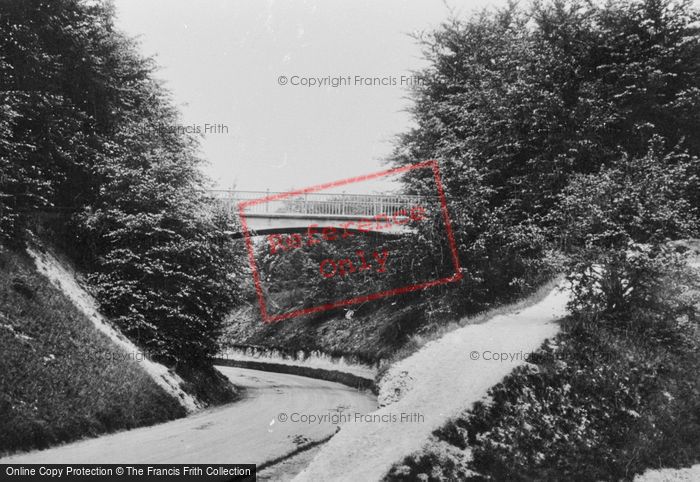 Photo of Reigate, Hill, New Bridge 1911