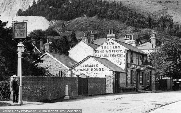 Photo of Reigate, Hill, The Yew Tree Inn 1906