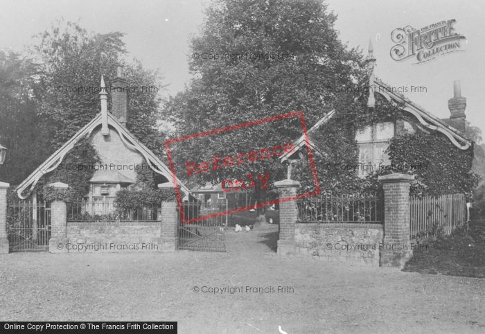 Photo of Reigate, Leigh Church And Green, South Park 1908