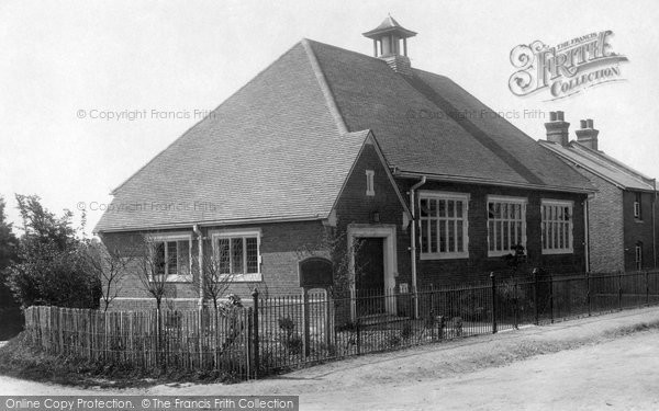 Photo of Reigate, South Park, St Luke's Parish Hall 1909
