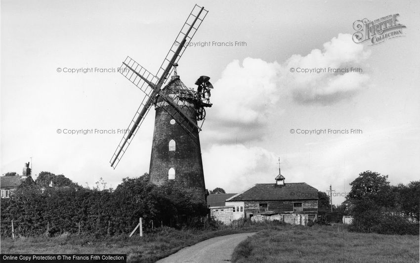 Reigate, the Windmill, Wray Common c1955