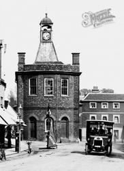 Town Hall 1911, Reigate