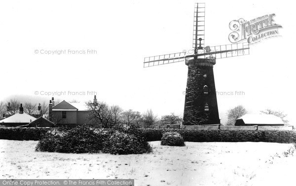 Photo of Reigate, Wray Common c.1930