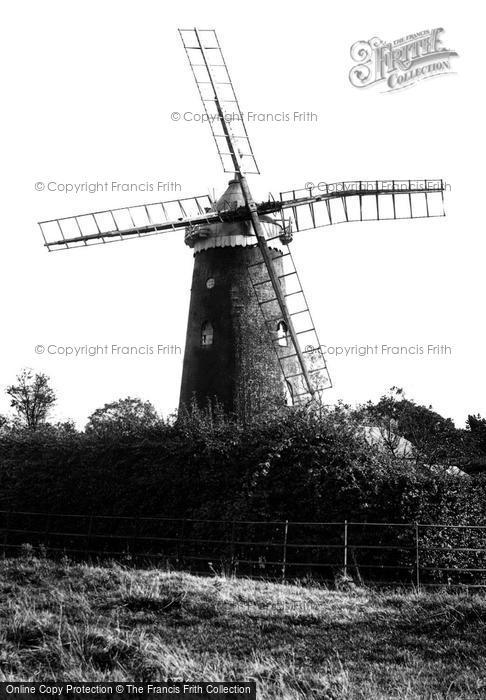 Photo of Reigate, Wray Common Windmill 1907