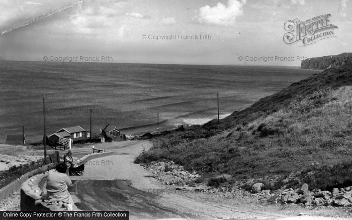 Photo of Reighton, Road To The Beach c.1960