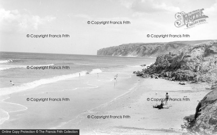 Photo of Reighton, The Beach c.1960