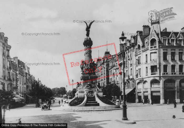 Photo of Reims, Statue 'la Victoire' c.1935