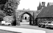 Repton, the Arch, Repton School c1960