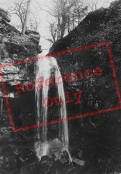 Melincourt Falls 1938, Resolven