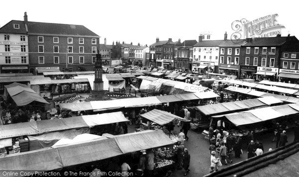 Photo of Retford, Market Square c.1965