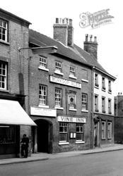 The Vine Inn, Cannon Square c.1955, Retford