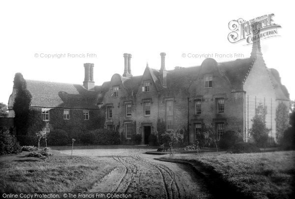 Photo of Reydon, Hall 1895