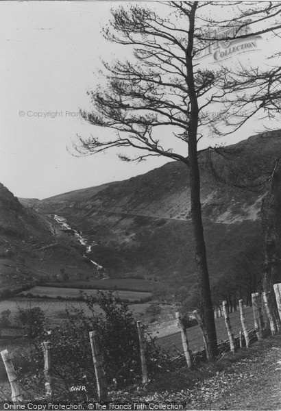 Photo of Rhayader, Llyn Gwyn Pass c.1932