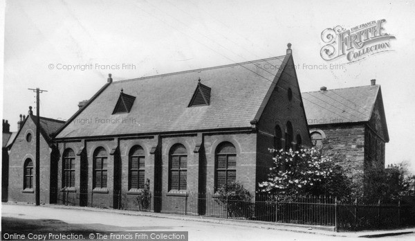 Photo of Rhosllanerchrugog, Chapel Mawr c.1955