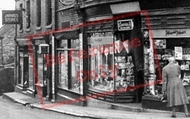 Weldon's, Hill Street c.1955, Rhosllanerchrugog