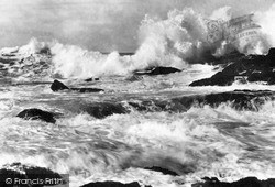 Rough Sea c.1950, Rhossili
