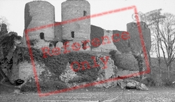 Castle 1946, Rhuddlan