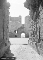 Castle 1952, Rhuddlan