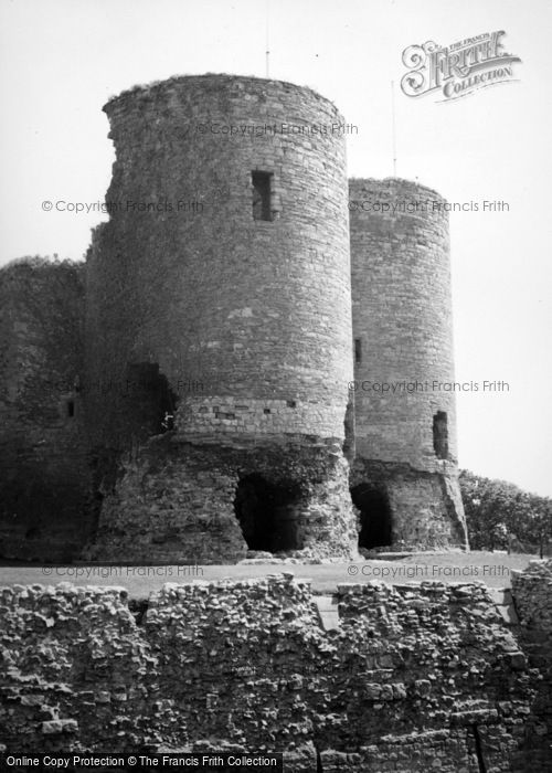 Photo of Rhuddlan, Castle, The West Gatehouse 1952