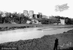 The Castle Ruins c.1935, Rhuddlan