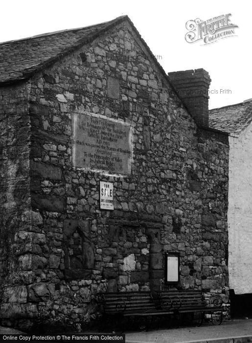 Photo of Rhuddlan, The Parliament Building c.1940