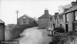 Village c.1960, Rhydwyn