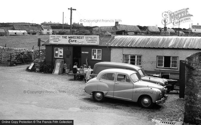 Photo of Rhydwyn, Wavecrest Café c.1960