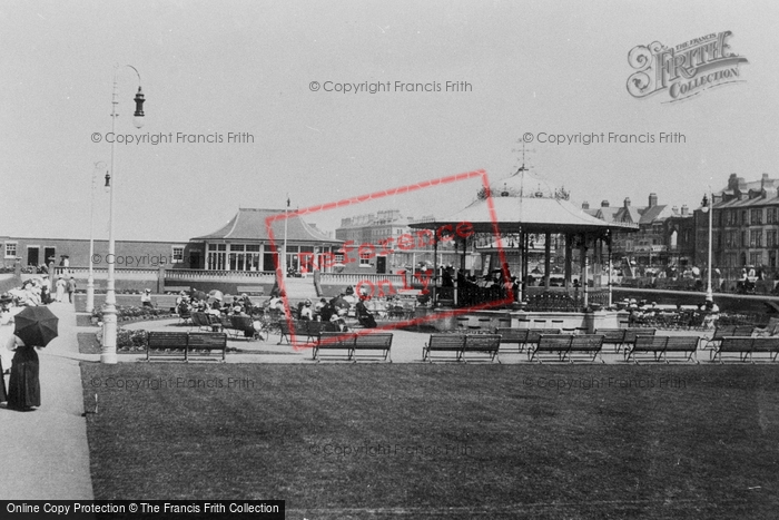 Photo of Rhyl, New Gardens 1908