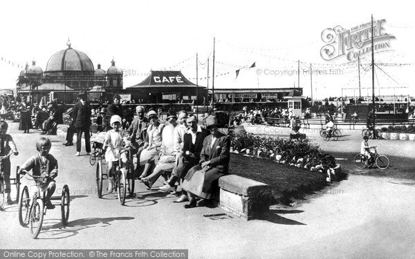 Photo of Rhyl, Promenade And Queen's Gardens c.1925
