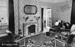 Quiet Lounge, Colet House c.1960, Rhyl