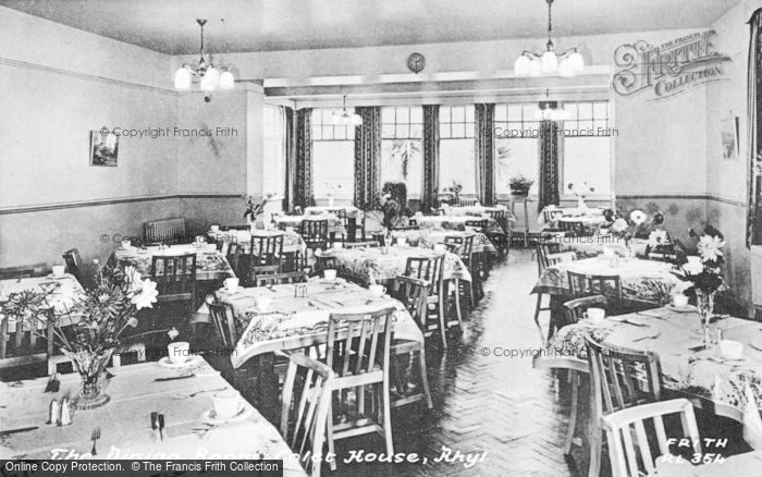 Photo of Rhyl, The Dining Room, Colet House c.1960