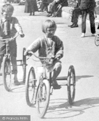 Tricycle c.1925, Rhyl