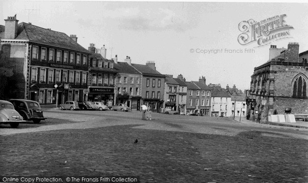 Photo of Richmond, Market Place c.1955