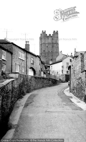 Photo of Richmond, Millgate c.1965