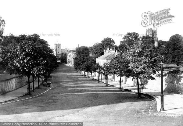 Photo of Richmond, Queens Road 1898