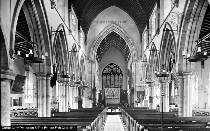 Photo of Richmond, St Mary's Church Interior 1923
