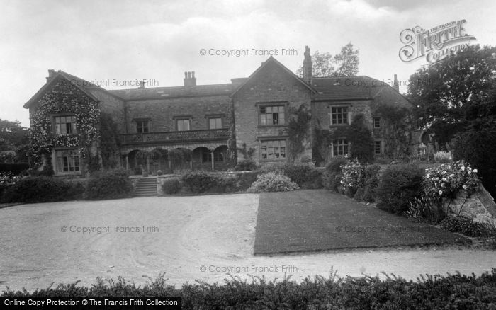 Photo of Richmond, St Nicholas Priory 1924