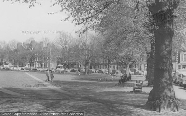 Photo of Richmond, The Green c.1965