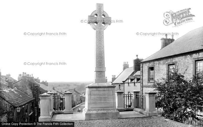 Photo of Richmond, The Green Howards War Memorial 1923