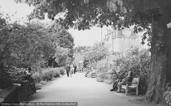 Photo of Richmond, The Terrace c.1955