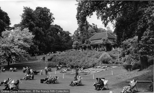 Photo of Richmond, The Terrace Gardens c.1953
