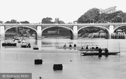 The Thames c.1947, Richmond